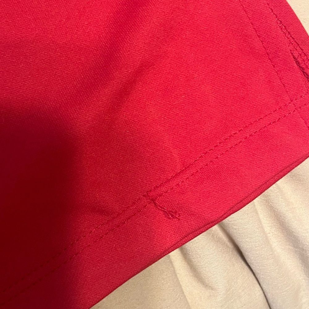 Notations Women Red Sleeveless Top - Picture 5 of 7